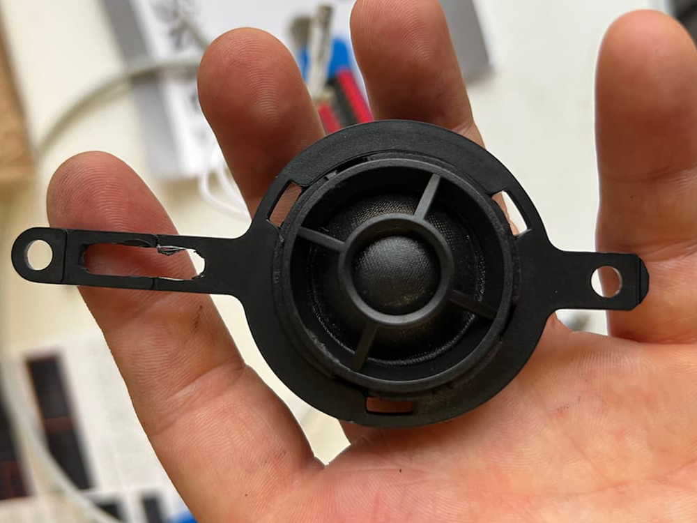 rodzaje głośników samochodowych - tweeter